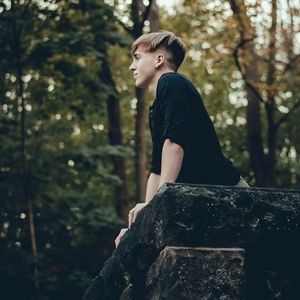 Meet your Posher, Joshua